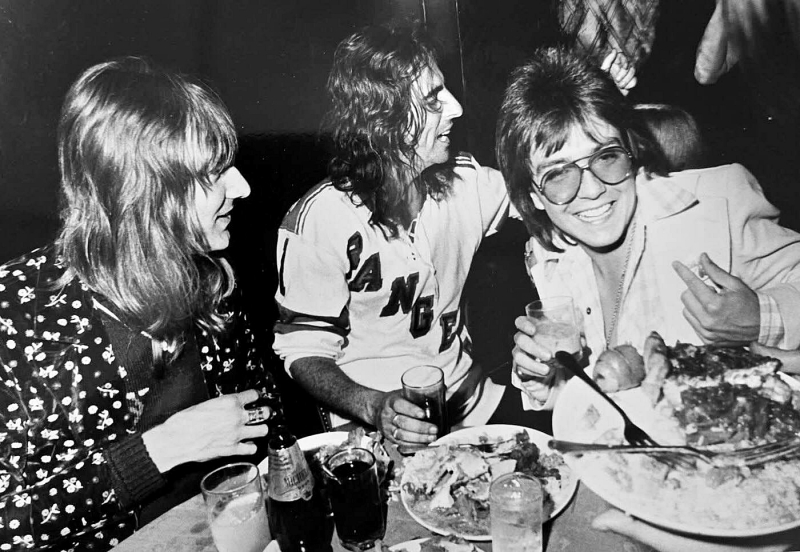 May 05, 1975