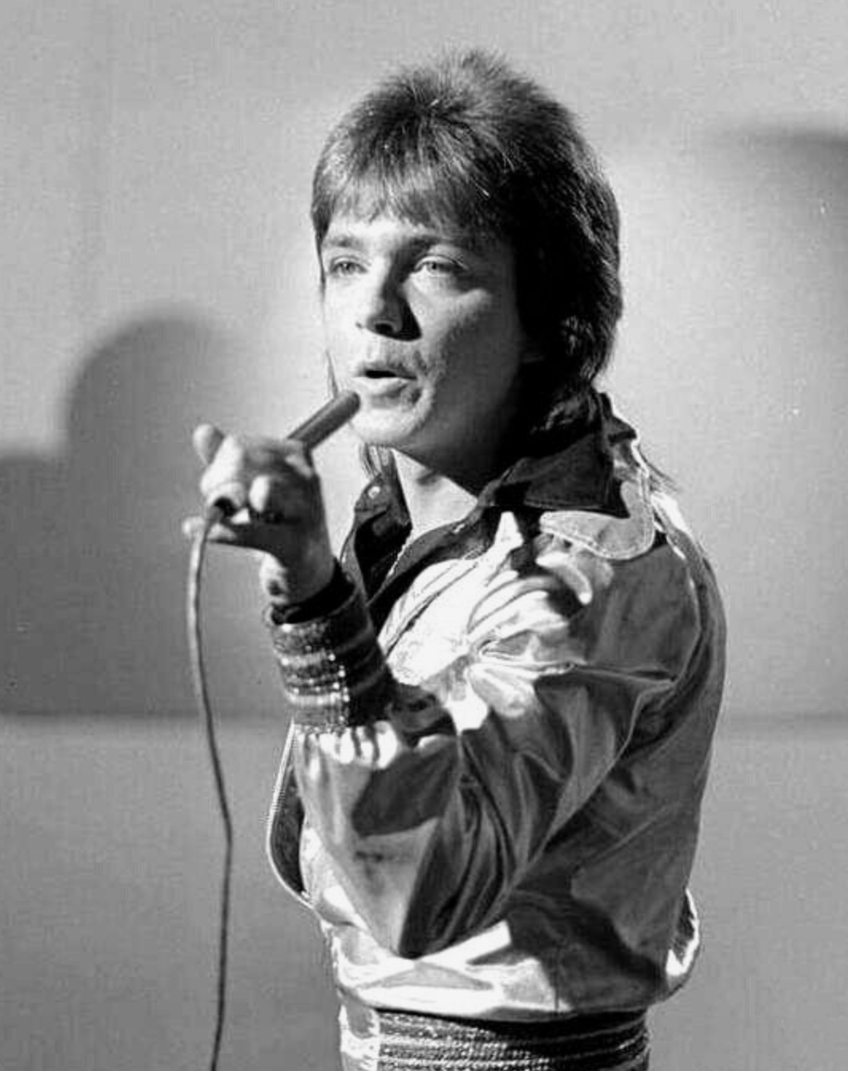 David sings 'I Write The Songs'
