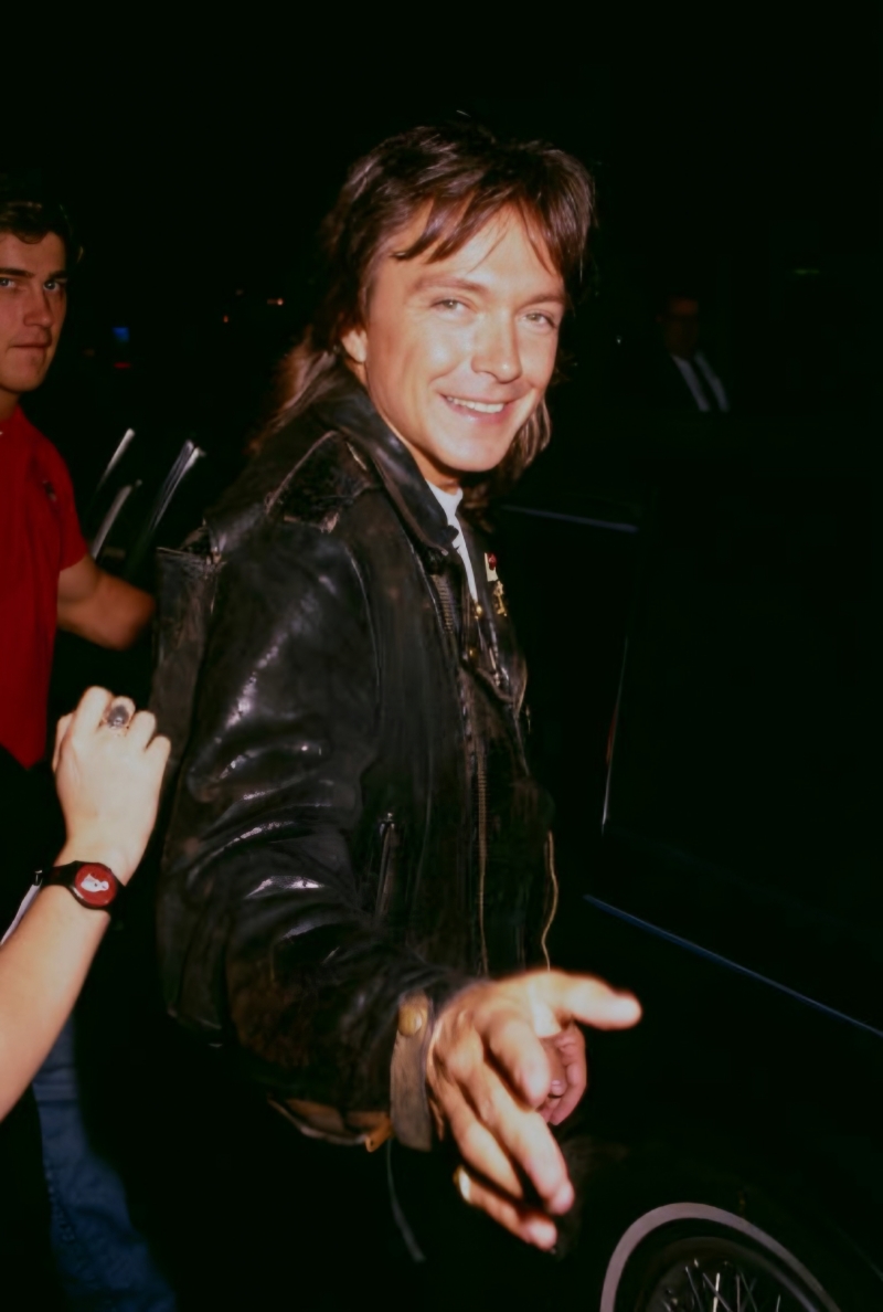 David leaving the International Music Awards show